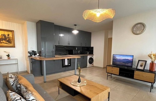 Vitry-sur-Seine Apartamento | Welcome to Paris! Charmant T3 Super Cosy, Grande Place de Parking Gratuite,1-6 p