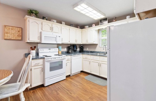 Sloans Valley Casa | Welcome to “Romancing On Lake Cumberland” – Your Perfect Romantic Getaway!