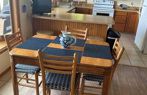 Perham Cabina | Welcome to SUMMER BREEZE on beautiful, crystal clear Paul Lake!