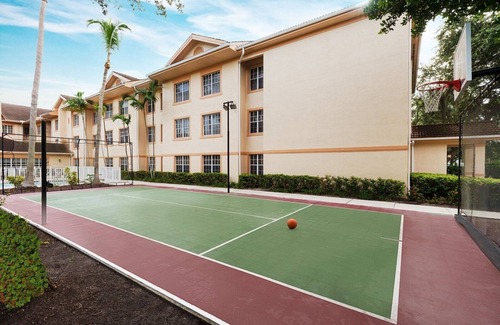 The Villages Casa | Welcome to The Courtyard at The Villages! A Cozy Floridian Escape. All Luxuries!