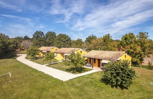 Hautefort Casa | Welcome to the Périgord countryside. 3 ***