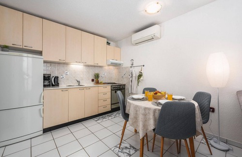 Cervar Porat Apartamento | Alojamiento de 1 habitaciones en Cervar Porat