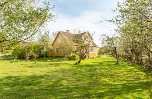 Sturko Chalet De Esquí | Welcome to this fantastic summer house located on Tjurkö in the Blekinge archipelago. SE03018