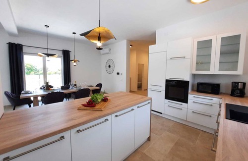 Prkacini Villa | Welcome to Villa Mare Blue, at a charming location close to Rovinj