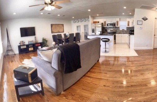 Terrell Heights Casa | Welcome to Wanderlust Travelers!