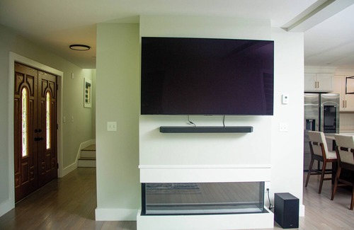 South Casco Casa | Welcome to your cozy Raymond retreat — a warm, family-friendly house.