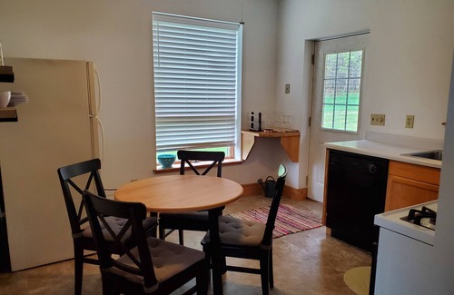 Sand Creek Casa | Welcome to ZenFrieda. Escape to the country and enjoy our sauna/cold tub area!