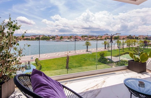 Olbia City Centre Apartamento | Welcomely - Deluxe Room - Charles Aznavour