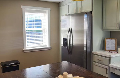 Bernville Casa | Welcoming 2-bedroom re done Spring House on a peaceful farm setting in Bernville