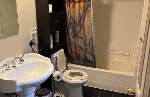 Puposky Cabina | Welcoming cabin with AC, WiFi, TV and laundry on Gull lake!