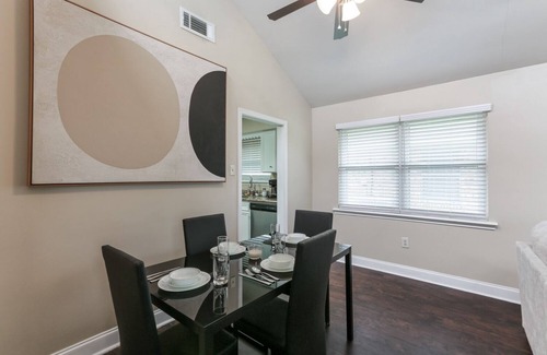 South Baton Rouge Casa | Welcoming Mid and Long Term Stays in South Baton Rouge