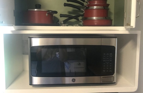 Wykoff Casa | Welcoming mid-century modern history-friendly home in bluff county.