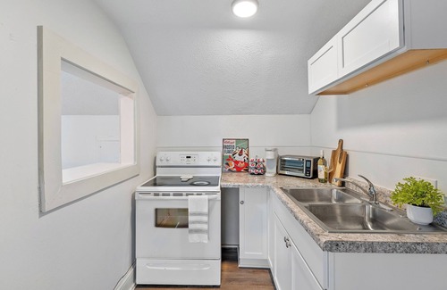 Battle Creek Apartamento | Welcoming Studio Apartment Just Steps Away From Historic Downtown Battle Creek