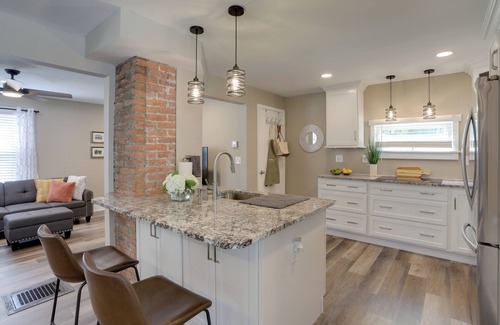 Willoughby Casa | Welcoming Willoughby Home: 1 Mi to Historic Dtwn