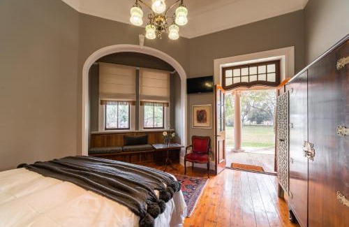 Oudtshoorn Cama Y Desayuno | Welgeluk Feather Palace