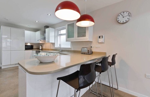 Mortlake Casa | Well-appointed 3 Dormitorio West-London House