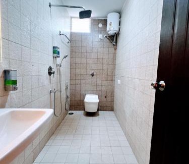 Jayanagar Apartamento | Well-equipped Apartments AC, WiFi, Smart TV & More