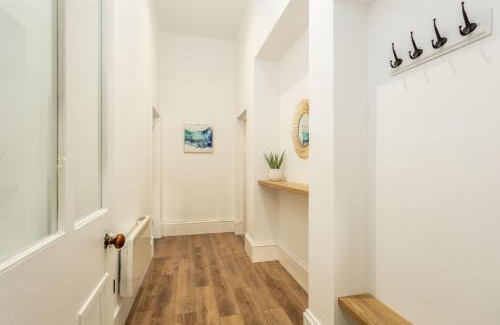 Ayr Casa | Wellington Lodge