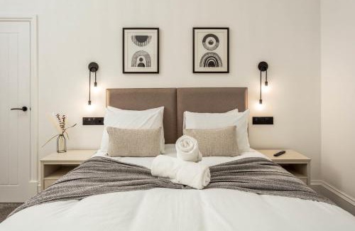 Ayr Casa | Wellington Lodge