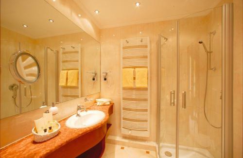 Safferstetten Hotel | Wellness & Thermal Retreat Das Mühlbach