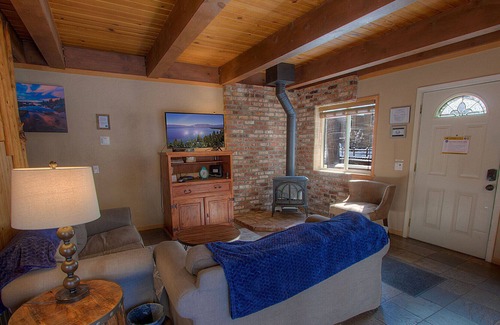 Black Bart Cabina | Wells Fargo Outlaw, Fenced Yd, Nr Hiking (HCH0807)