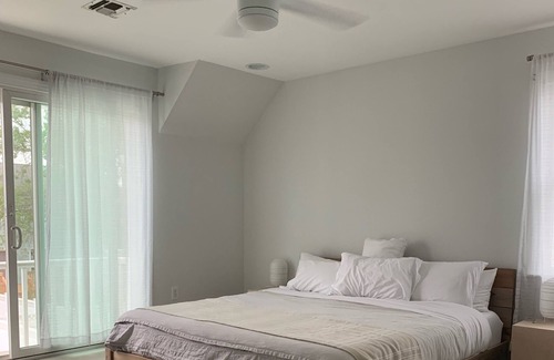 Point Pleasant - Toms River Casa | Welocme to this Vacation Oaisis, with a Pool and Hot Tub