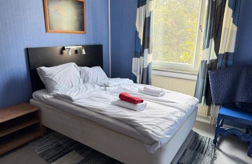 Liljeholmen - Hagersten Casa | West Apartment in Stockholm near Metro with Balcony convenient to Concert Avicii Arena, Circus, Friends and 3Arena
