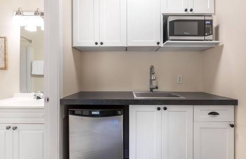 Port Renfrew Cabina | West Coast Trail Lodge