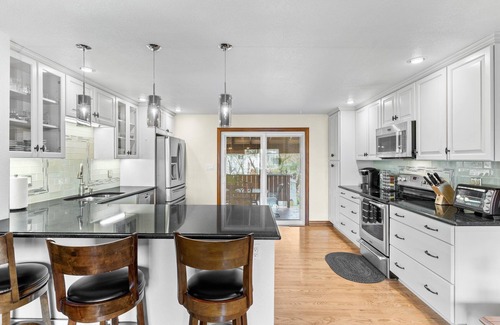 Lamar Heights Area Casa | West Denver Mid Century Modern Getaway