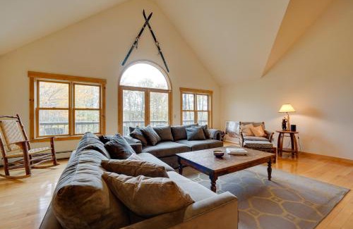 West Dover Casa | West Dover Family Home with Game Room and Home Theater