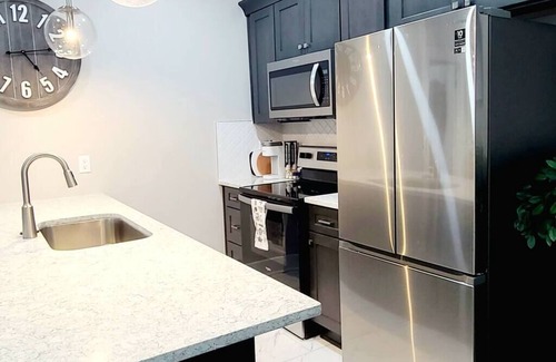 Winston - Salem Apartamento | West End Jewel on Sunset