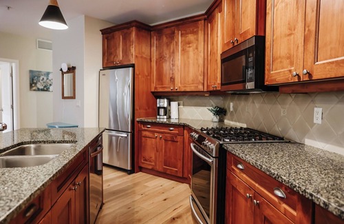 Westbank Casa | West K - Chateau Serenity