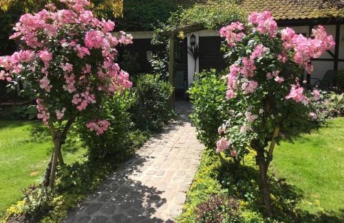 Aston Clinton Casa | West Lodge Hotel