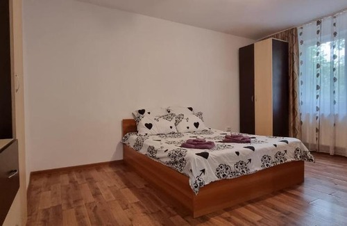 Ploiesti Apartamento | West Residence