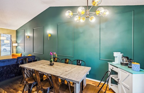 Wichita Casa | West Wichita Duplex: KingBed, PoolTable & HotTub Duplex in