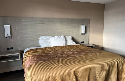 Hattiesburg Hotel | Western Motel By OYO Hattiesburg