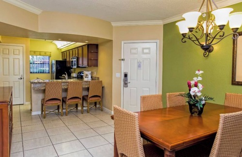 Florida Central Atlantic Coast Complejo | Westgate Lakes Resort and Spa 2 Bedroom Villa-Close Proximity to ALL Theme Parks