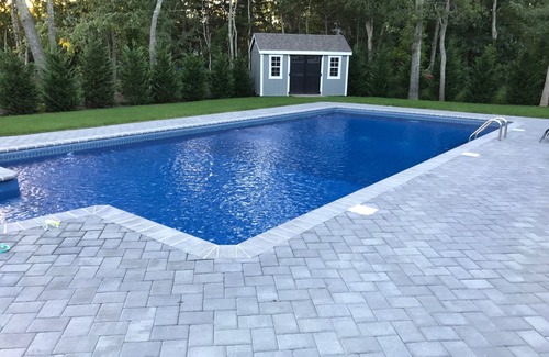 Quioque Casa | NUEVA Westhampton Beach! Gran verano familiar, cerca de la calle Mn / Playa / PISCINA climatizada