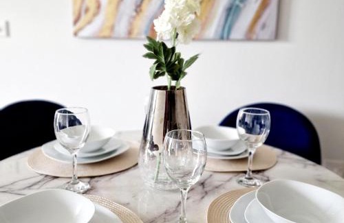 Vauxhall Apartamento | Westminster Park Luxury One Bed Apartment with free parking