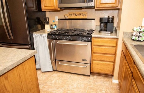 Ponderosa Trails Casa | Weston 1 bed - King Memory Foam