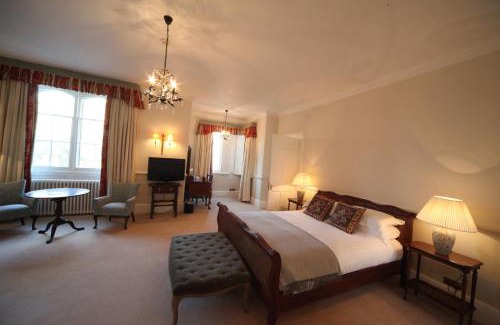 Weston-on-the-Green Hotel | Weston Manor Hotel