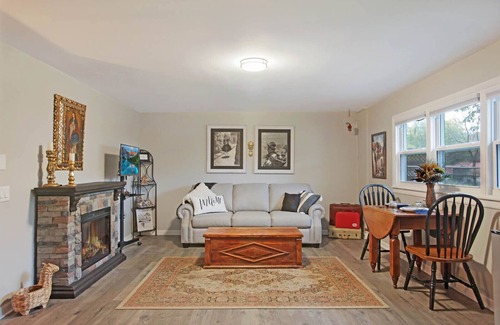 Weston Casa | Weston Wanderlust Bed and Breakfast