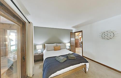 Wiscasset Casa | Westport Waterfront