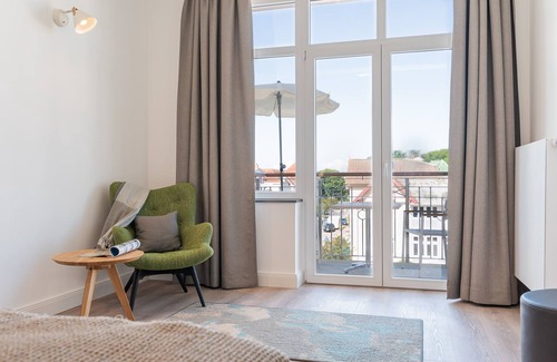 Ostseebad Kuhlungsborn Apartamento | Westside Arthotel Apartment 311 - Apartment 311