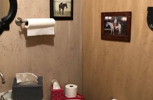 Westville Apartamento | White horse Inn & hotel de caballos