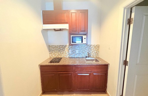 Gonzales Hotel | Westwood Inn Extended Stay by OYO Gonzales TX