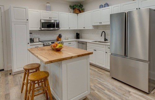 Nashville Condominio | WFH-Friendly Condo Rental in Nashville, Georgia!