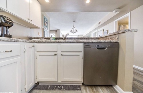 Ono Island Condominio | 3 BR / 3BA Condo hermoso! Corazón de las costas del Golfo! Muy buenos precios!