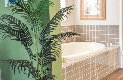 Point Arena Hotel | Wharf Master's Inn