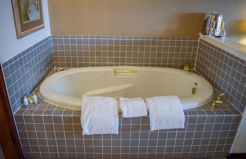 Point Arena Hotel | Wharf Master's Inn